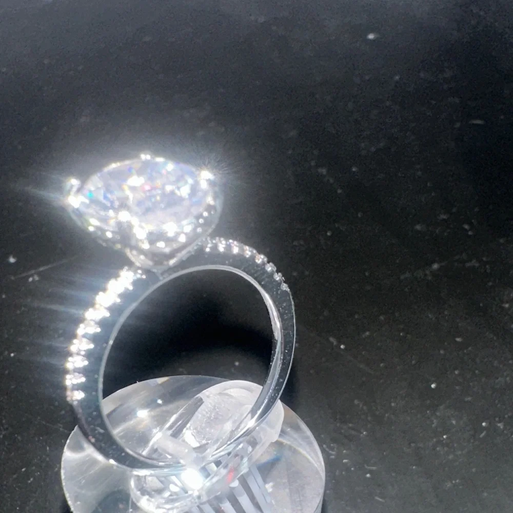 Fashion Jewelry Silver Ring Size 7 - Picture 8 of 9